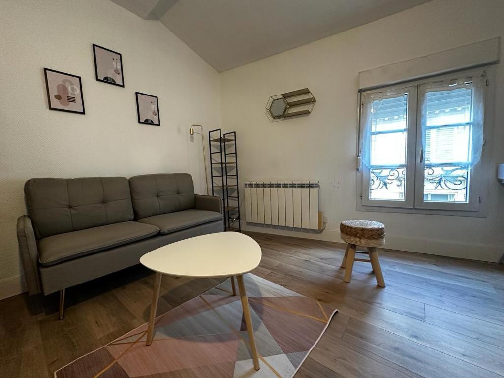 Ferienwohnung Le Petit Rempart Niort Exterior foto